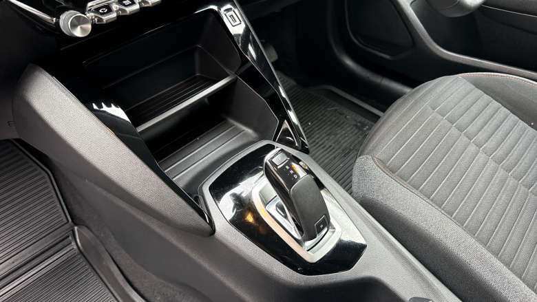 Peugeot 208 1.2 PureTech 100 Active Premium 5dr EAT8 Petrol Hatchback